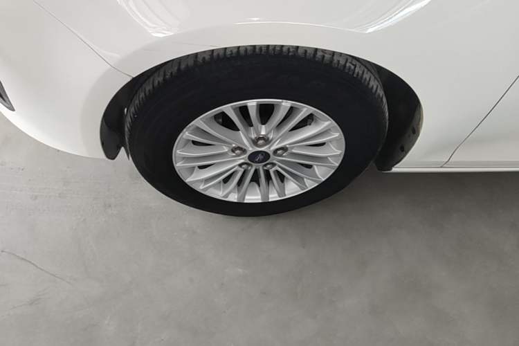 Used Ford Escort 2015 1.5L Automatic Comfort Edition