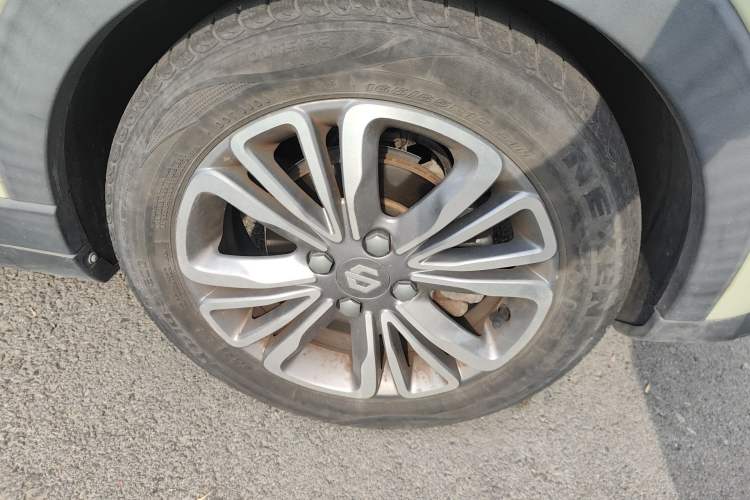 Used Leapmotor T03 2021 400 Luxury Pro Edition Right Front Wheel Hub