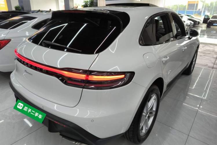 Used Porsche Macan 2024 Macan 2.0T