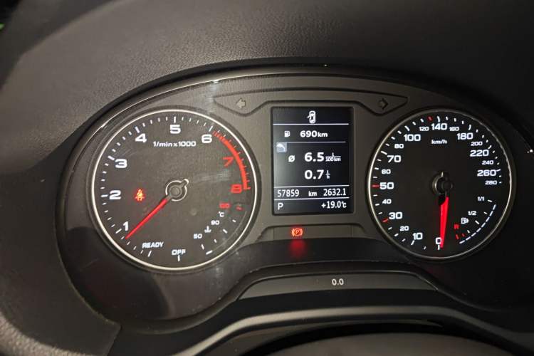 Used Audi Q2L 2020 35 TFSI Fashion Dynamic Model