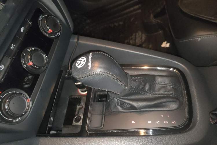 Used Volkswagen Sagitar 2015 1.6L Automatic Comfort Model