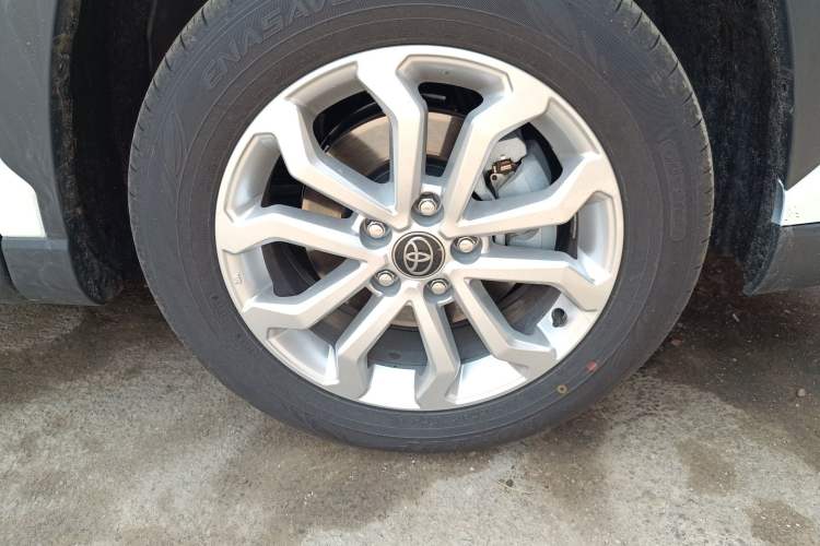 Used Toyota FRONTLANDER 2024 2.0L CVT Elite Edition