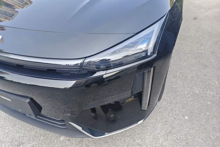 Used Geely Galaxy L6 2025 EM-i 140km Long-Range Version