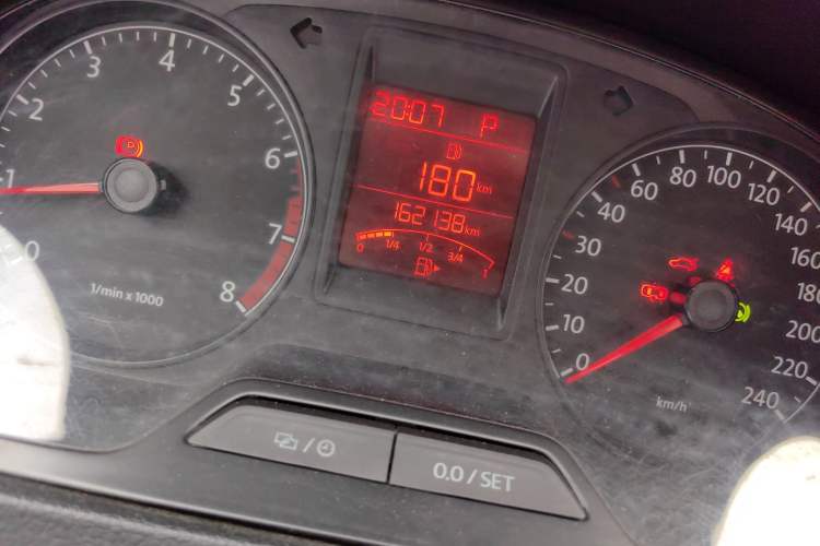 Used Volkswagen Jetta 2013 1.6L Automatic Comfort Model Odometer Close Up