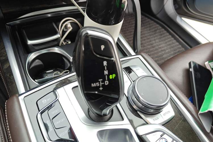 Used BMW 7 Series 2016 740Li Luxury Edition Gear Lever