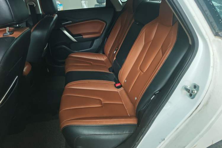 Used MG GT 2016 1.5L Automatic Value-Added Luxury Edition
