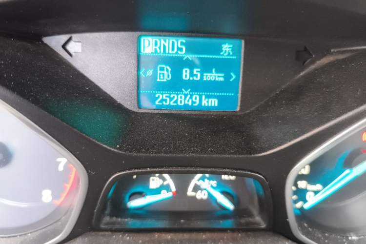 Used Ford Kuga 2018 EcoBoost 180 Two-Wheel-Drive Platinum Edition