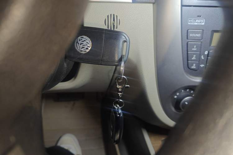Used Buick Excelle 2015 1.5L Automatic Classic Model Vehicle Key
