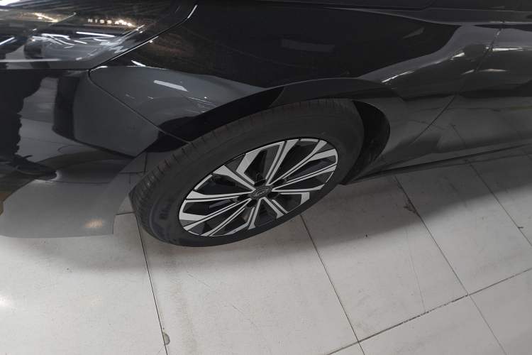 Used Nissan Teana 2026 Model Harmony Cockpit 2.0L Ultra-Comfort Edition