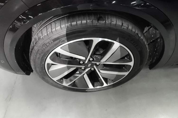 Used Li Auto L9 2024 Pro Model
