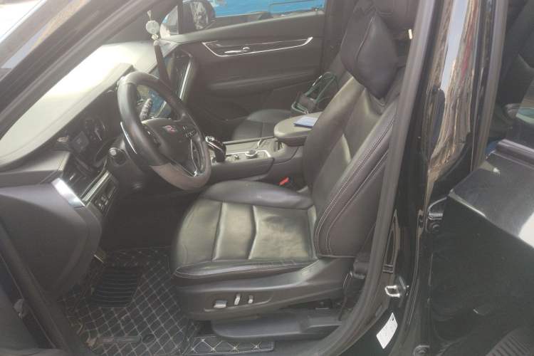 Used Cadillac XT6 2020 28T Six-Seater Luxury Sporty Enjoy-the-Comfort Safety Edition