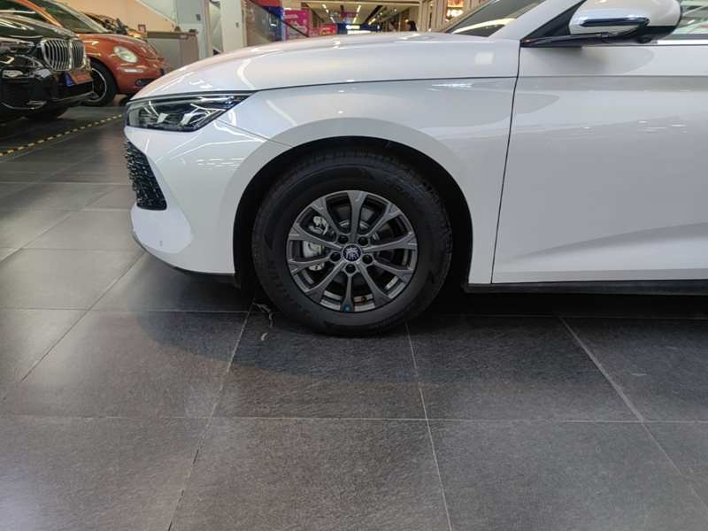 Used BYD Qin PLUS 2026 DM-i 128KM Progressive Model — 22