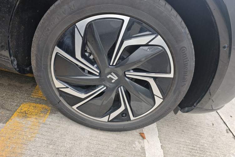 Used Rising R7 2024 Advanced Edition
