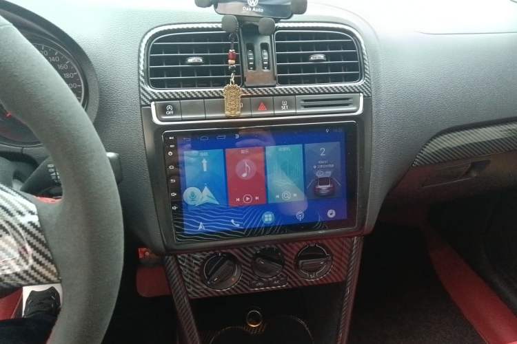 Used Volkswagen Polo 2018 1.5L Manual Drive-Comfort Model Audio And AC Panel