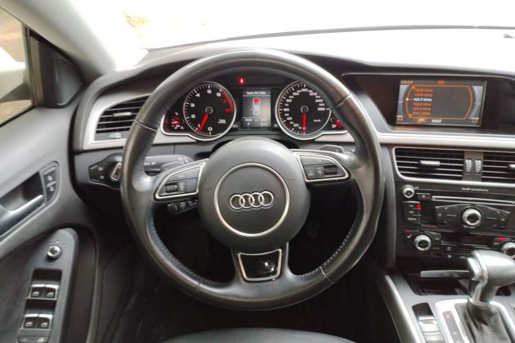 Used Audi A5 2014 Sportback 45 TFSI Steering Wheel