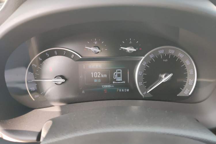 Used Buick GL8 2017 ES 28T Luxury Model China V Standard
