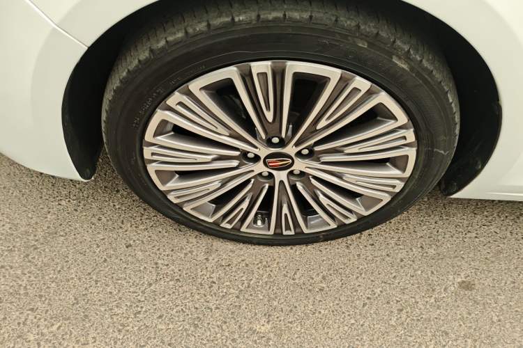 Used Hongqi H5 2022 Classic Model 1.8T Automatic Smart Connect Flagship Edition