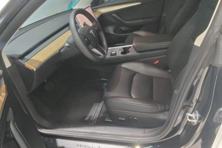 Used Tesla Model 3 2022 Rear-Wheel-Drive Version