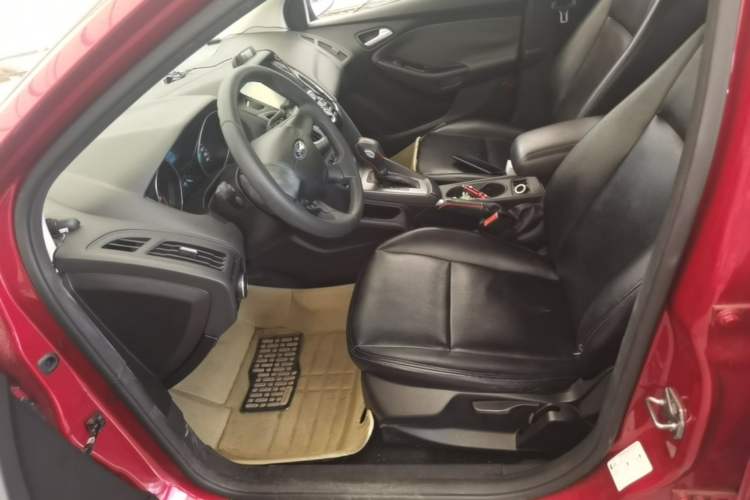 Used Ford Focus 2012 Hatchback 1.6L Automatic Comfort Model
