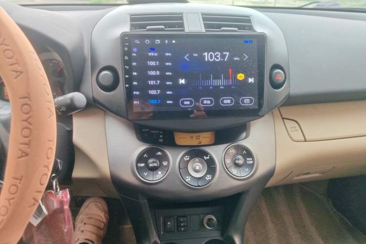 Used Toyota RAV4 2011 2.0L Automatic Luxury Edition Audio And AC Panel