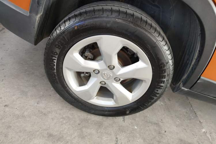 Used Baojun 510 2017 1.5L Manual Fashion Model
