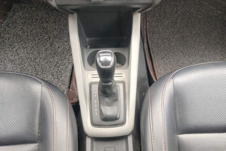 Used Skoda Fabia 2015 1.4L Automatic Front-Drive Model
