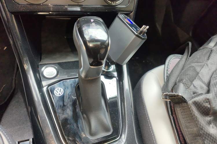 Used Volkswagen Tharu 2026 Model Xinrui 1.5L Ruiyi Edition Gear Lever