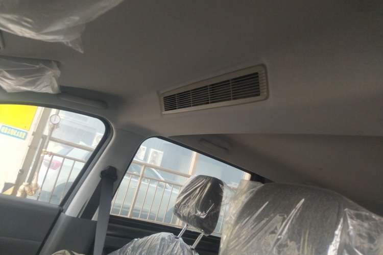 Used Wuling Hongguang New Energy 2024 All-Electric Model 300KM Standard Version
