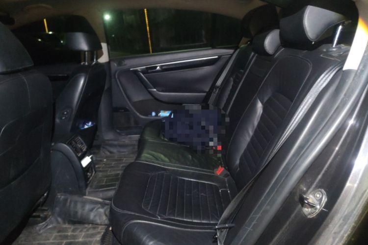 Used Volkswagen Magotan 2012 1.8TSI Luxury Model Left Rear Seat