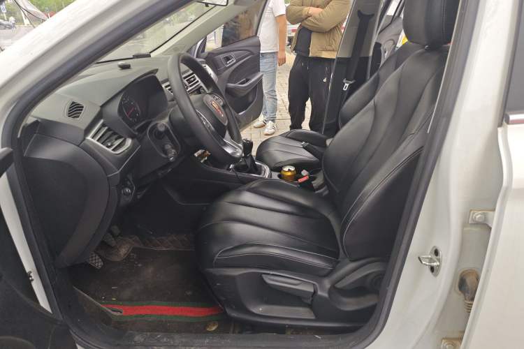 Used Roewe i5 2019 1.5L Manual 4G Connect Leehao Flagship Edition Left Front Seat