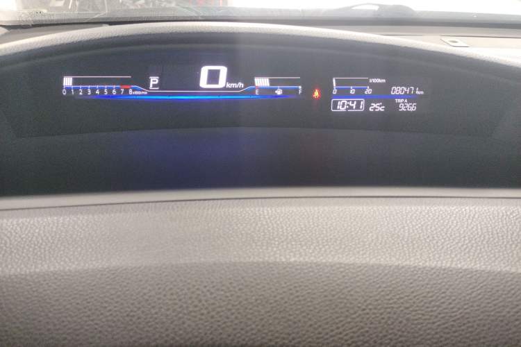 Used Honda Jade 2013 1.8L automatic Comfort version 5 seats