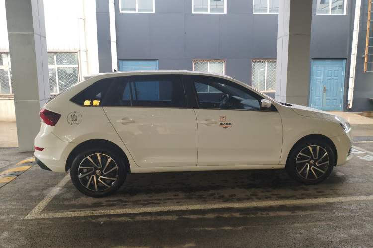 Used Skoda Rapid Spaceback 2020 1.5L Automatic Comfort Edition