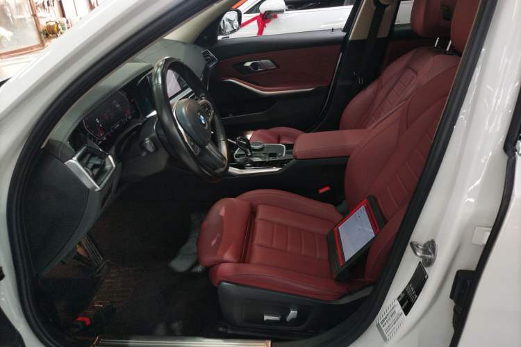 Used BMW 3 Series 2021 Facelifted 320Li M Sport Package
