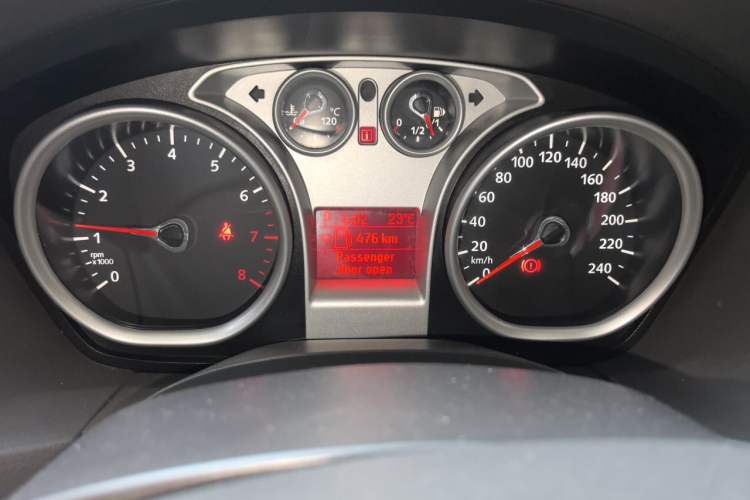 Used Ford Focus 2011 Sedan 1.8L Automatic Fashion Edition
