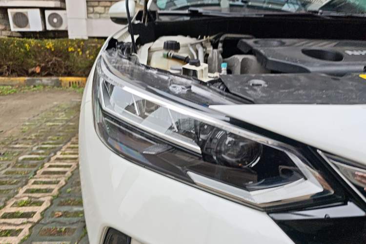 Used Nissan Sylphy 2020 1.6L XL CVT Enjoyment Edition Right Front Headlight