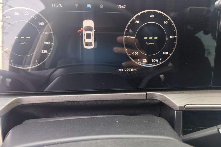 Used Chery Fengyun A8 2025 Model 70km Basic Version