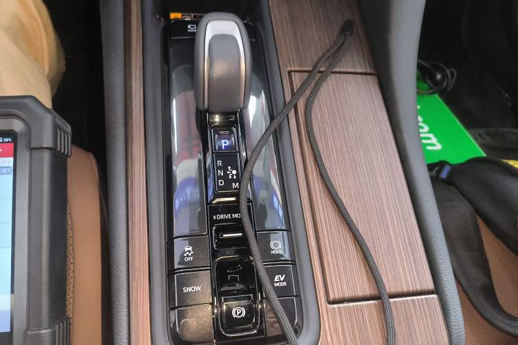 Used Toyota Crown 2024 2.5L Ultimate Edition
