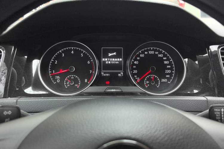 Used Volkswagen Golf 2018 1.6L Automatic Fashion Model
