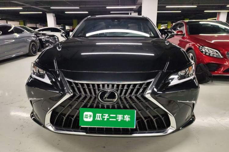 Used Lexus ES 2023 200 Excellence Edition