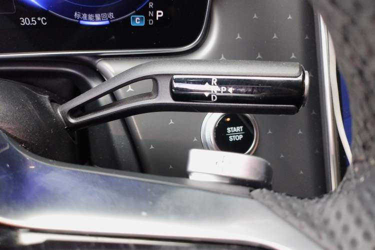 Used Mercedes-Benz EQE 2022 350 First Edition Special Version Gear Lever