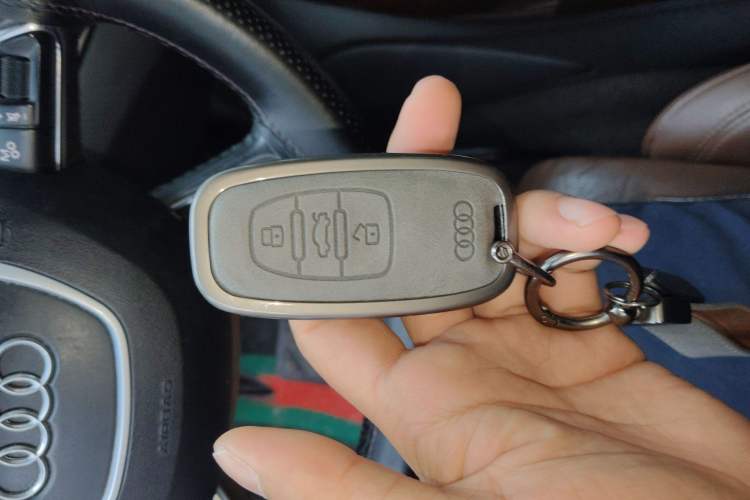 Used Audi A8 2013 A8L 45 TFSI quattro Comfort model