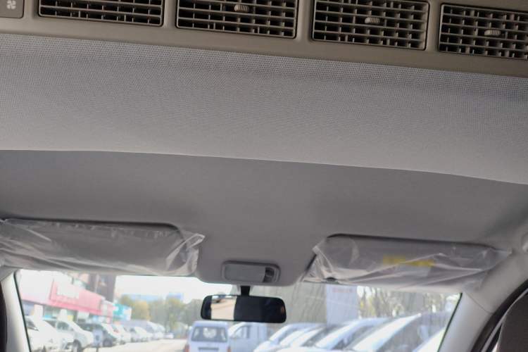 Used Wuling Hongguang New Energy 2025 Extended-Range Hybrid 50KM Comfort Version