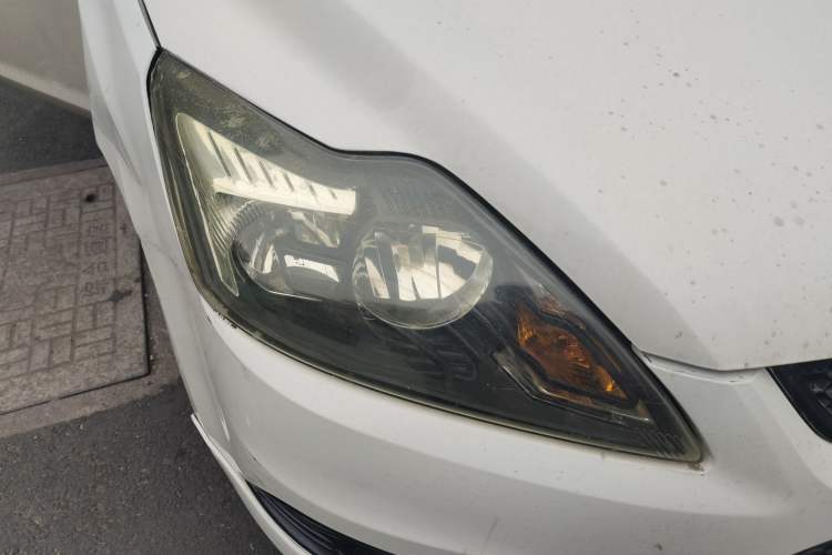 Used Ford Focus 2013 Hatchback Classic 1.8L Automatic Fashion Edition