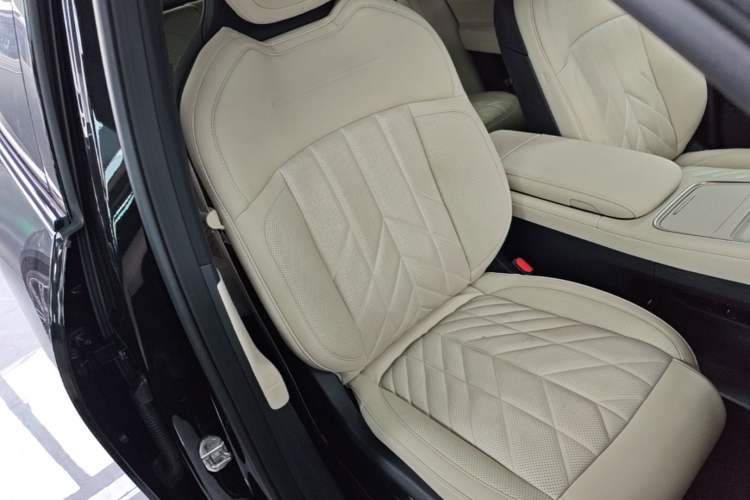 Used Nio ES6 2025 75 kWh