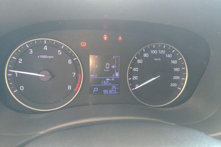 Used Hyundai ix25 2015 1.6L Automatic Two-Wheel Drive Smart GLS Trim