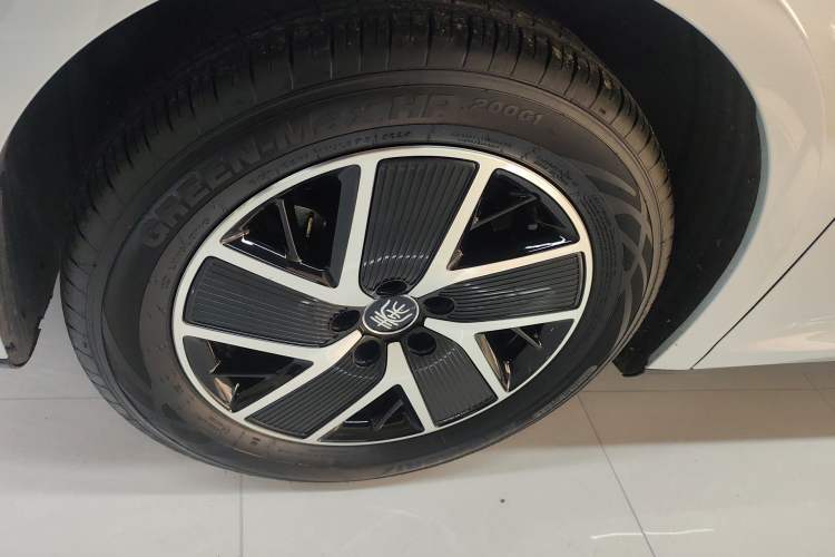 Used BYD Qin L 2024 DM-i 120KM Leading Model
