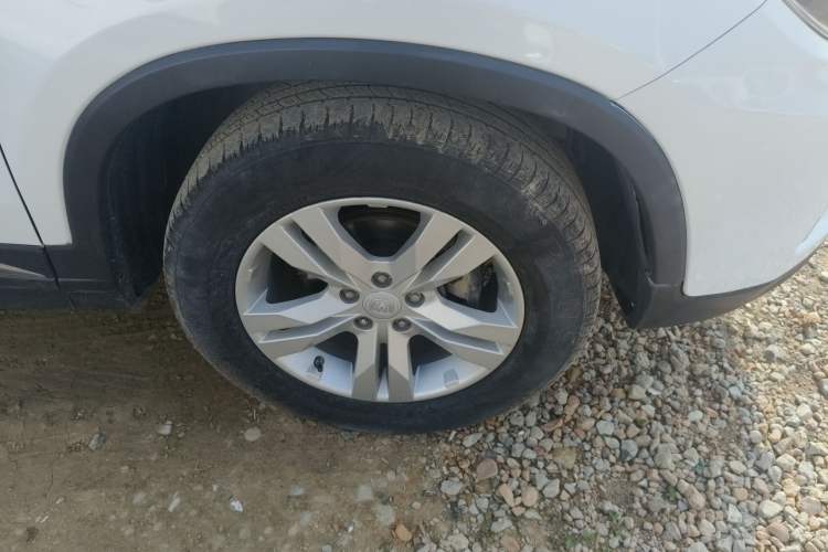 Used CHANGAN CS75 2014 1.8T Automatic Elite Model China IV Standard Right Front Wheel Hub