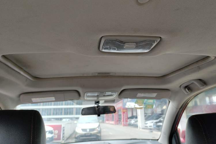 Used Changan CS35 2014 1.6L Manual Luxury Model China IV Standard