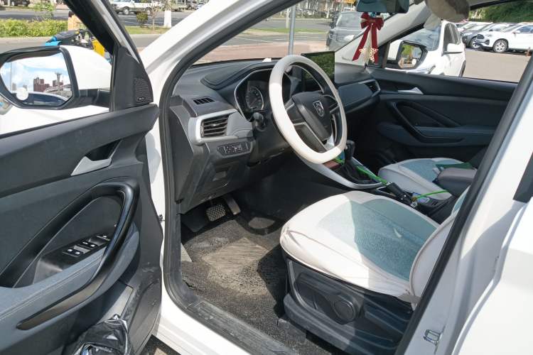 Used Baojun 530 2019 1.5T CVT Elite Version China VI
