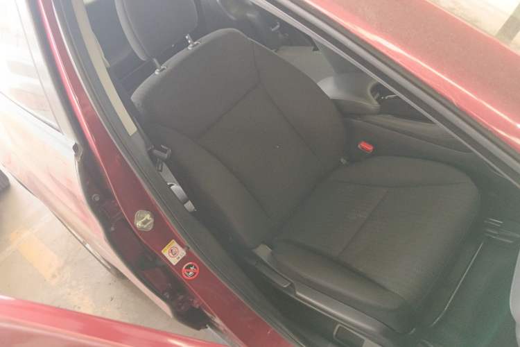 Used Honda Vezel 2015 1.5L CVT two-wheel drive Comfort trim Right Front Seat